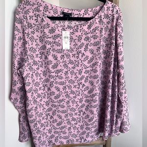 NWT Ann Taylor long sleeve blouse with flowy sleeves.